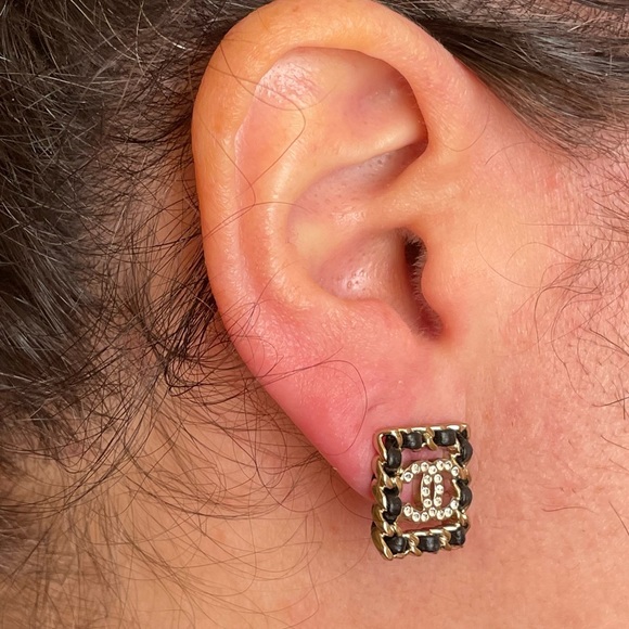 Chanel Square CC Crystal Black & Gold Earrings - Picture 12 of 12
